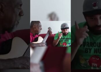 Zé da Viola é o cantor oficial das músicas de Toy Story #shorts