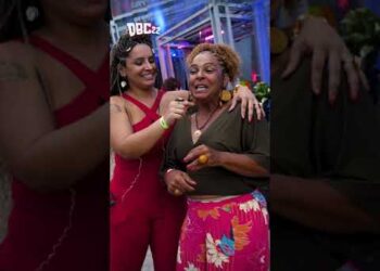 A dubladora da Mulher Rei na #DublaCon #shorts