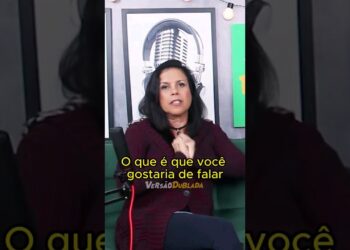 DUBLADORA CONHECEU A THALÍA