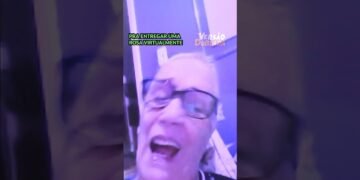 🌹 Entregando Flores para Dubladores | Dia do Dublador